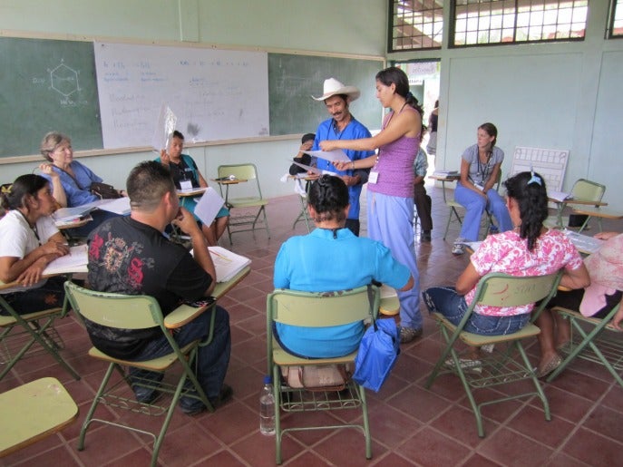 "Teaching Village Health Workers"
Honduras 2010
